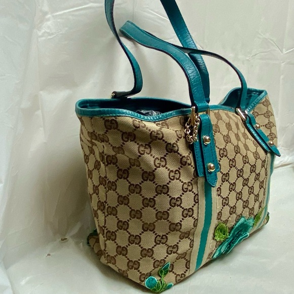 (SOLD) Vintage, Gucci, Rare, GG Coated Canvas with Teal Leather Shoulder Strap - Picture 4 of 12